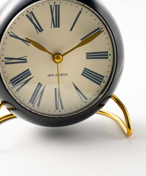 アルネヤコブセンARNE JACOBSEN ROMAN CLASSIC Arne Jacobsen＞TABLE CLOCK ROMAN CLASSIC （ステーショナリー
