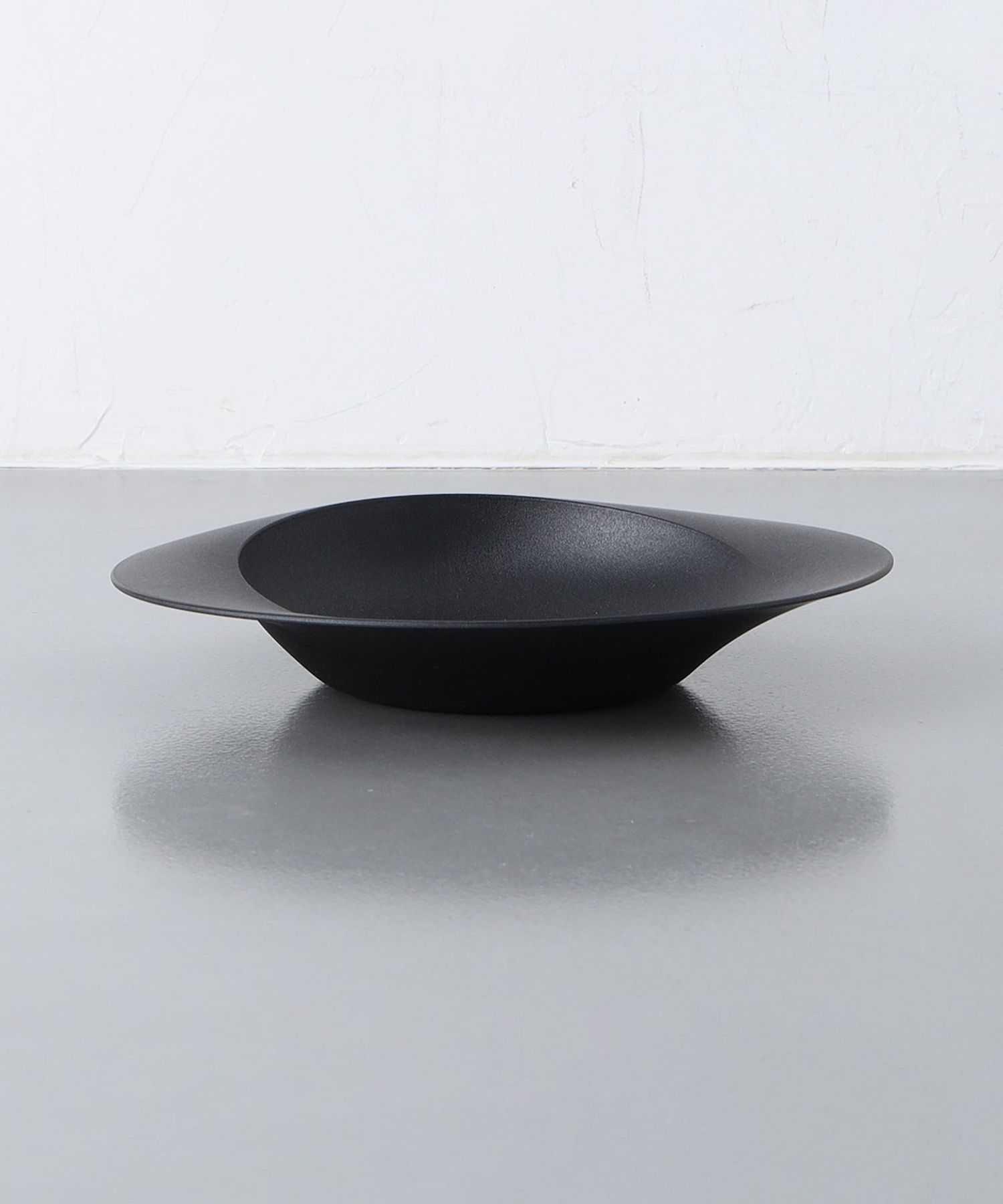 ARAS＞深皿スクープ 2 ARAS 深皿スクープ26.0cm（ブラック）×2