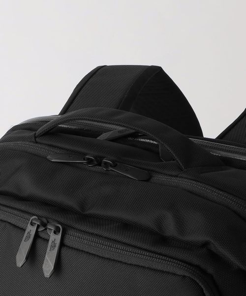 <THE NORTH FACE(ザ ノースフェイス)>シャトル デイパック