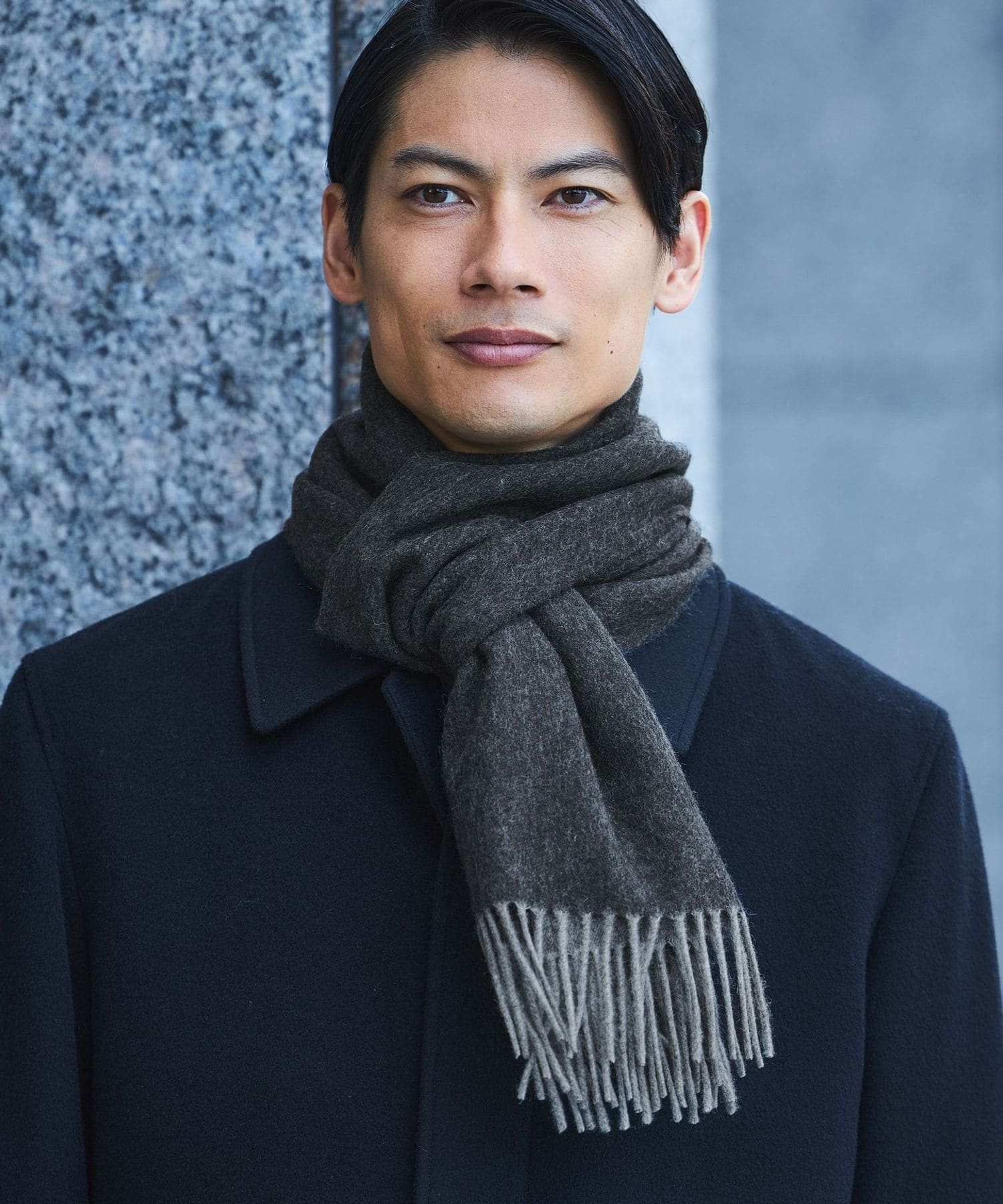 ウォッシャブルカシミヤ ソリッドマフラー ネイビー ウォッシャブルカシミヤ ソリッドマフラー(マフラー・ストール
