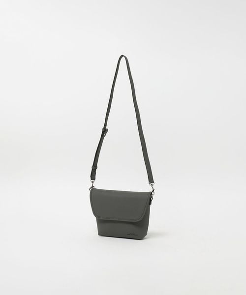 青 レザー フラップショルダーバッグ　ザッケロフイラート DOPE&DRAKKAR＋HIS-FACTORY】Beach Leather Shoulder Bag | 藤巻