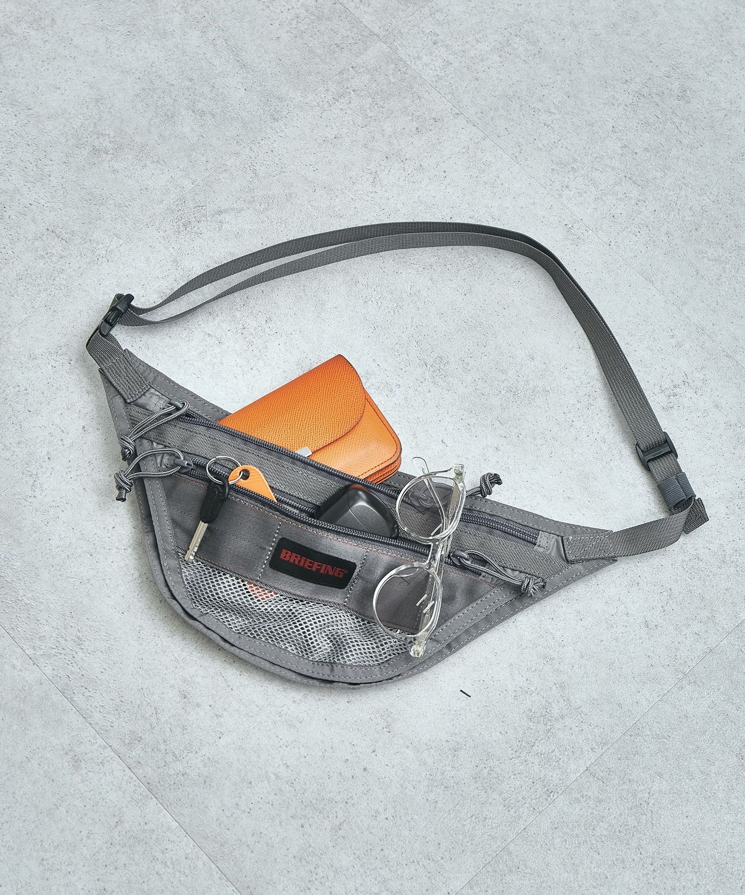 BRIEFING ブリーフィング 別注sling shoulder