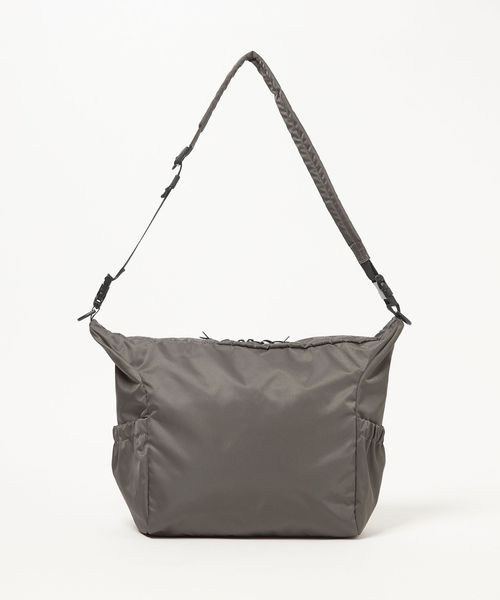UNITEDARROWS　ダブルフラップショルダーバッグ　ハンドバッグ　美品 WEB限定】WR 2W ダブル フラップ ショルダーバッグ ―撥水―