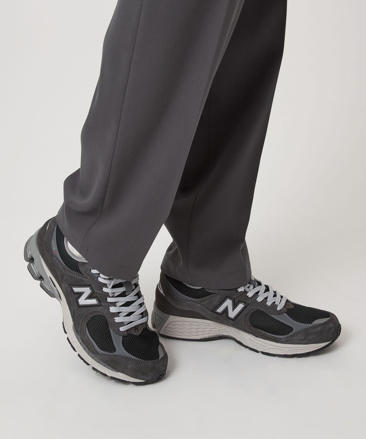 New Balance＞U2002R A スニーカー