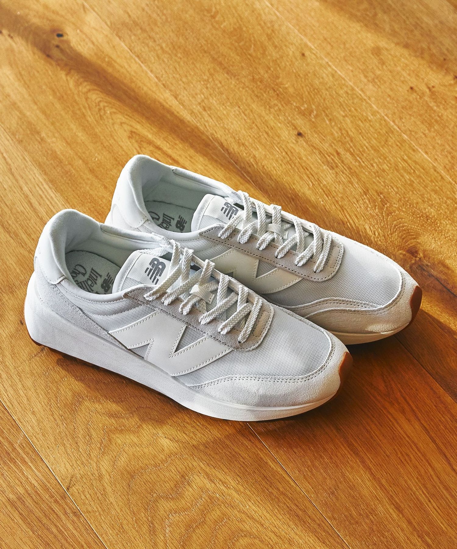 New Balance＞370 スニーカー