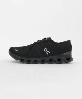 On/＜On＞クラウド エックス 4 スニーカー/スニーカー / スリッポン
