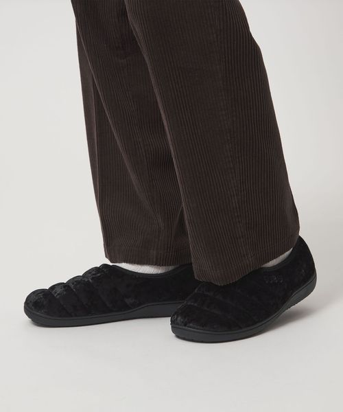 SUBU/＜SUBU＞DOTS VAMP VELVET BLACK サンダル/サンダル