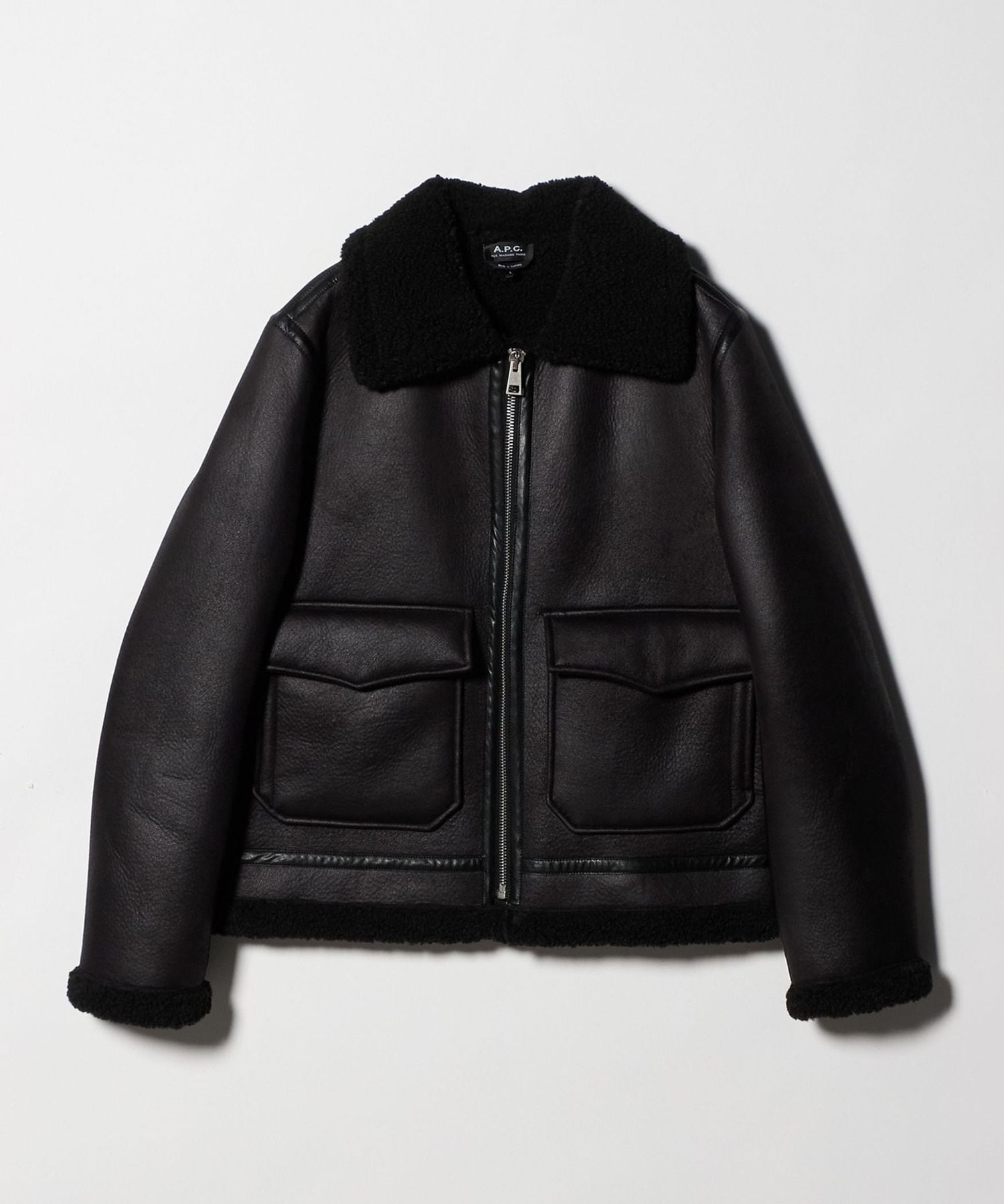 A.P.C.＞ムートンライク ブルゾン