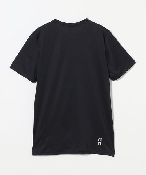 On＞CORE Tシャツ
