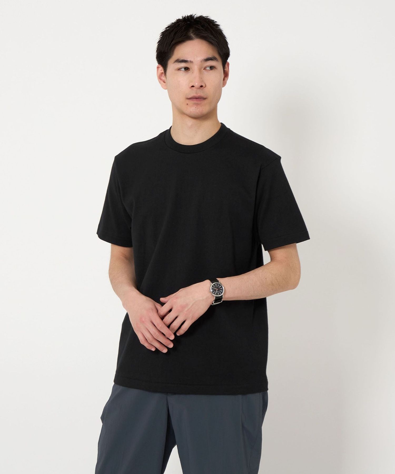 Hanes＞クロ クルーネック Tシャツ