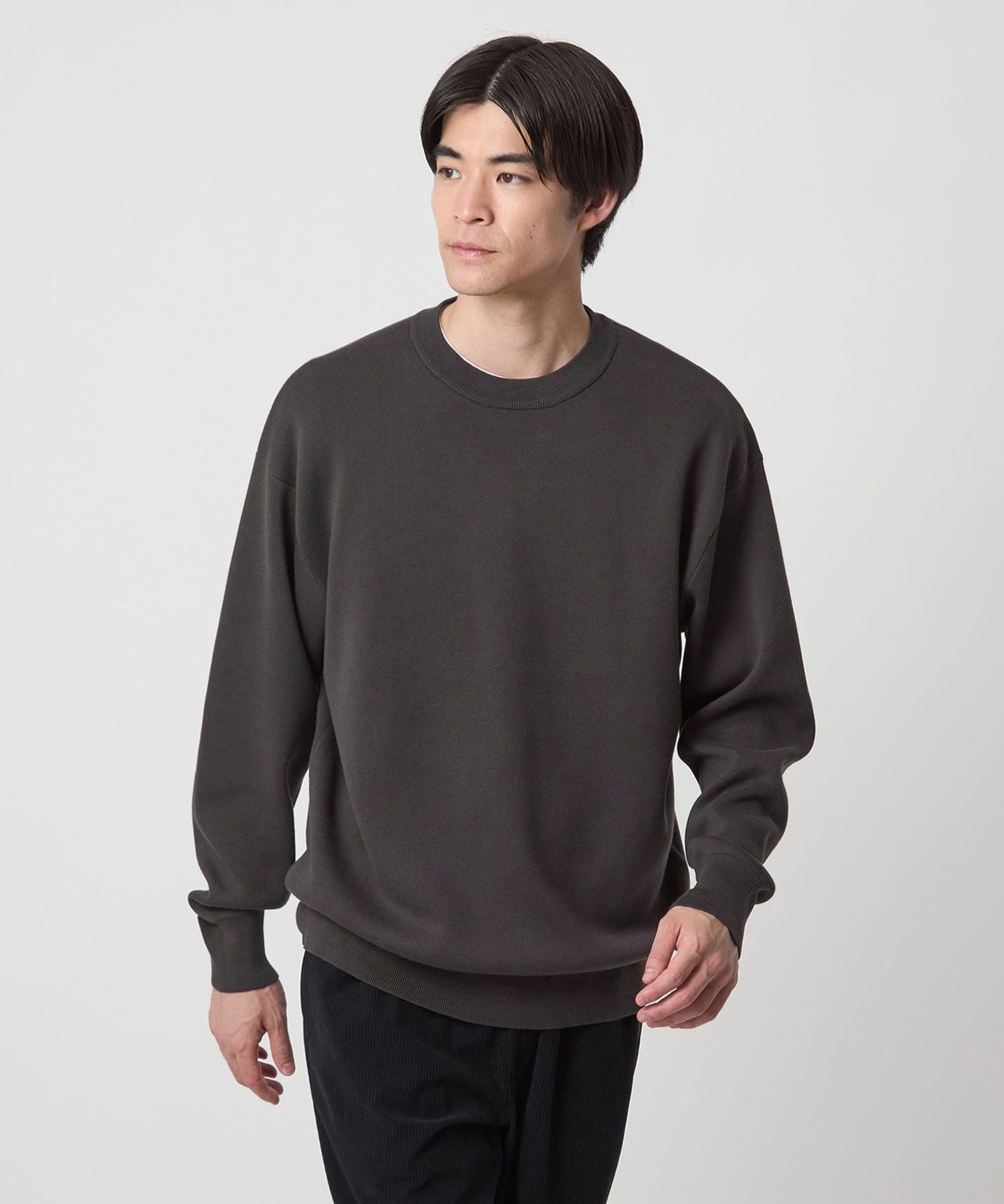 LVEU. グリーン クルーネック スウェット 10．0oz T／C クルーネック スウェット（裏起毛