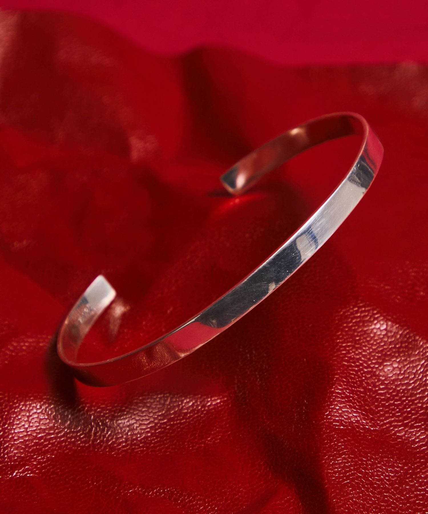 GLR フラット シルバー バングル