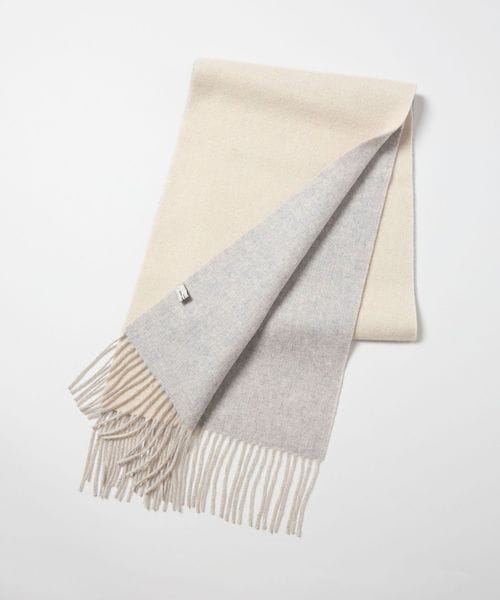 新品　ユナイテッドアローズ　白　ベージュ　リバーシブル　カシミヤ　ストール UNITED ARROWS（ユナイテッドアローズ）の「UBCB カシミヤ