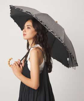 Wpc./【別注】＜Wpc.＞UVO フリル 2段折りたたみ日傘 / アンブレラ 晴雨兼用 レイン/傘 / レインウェア