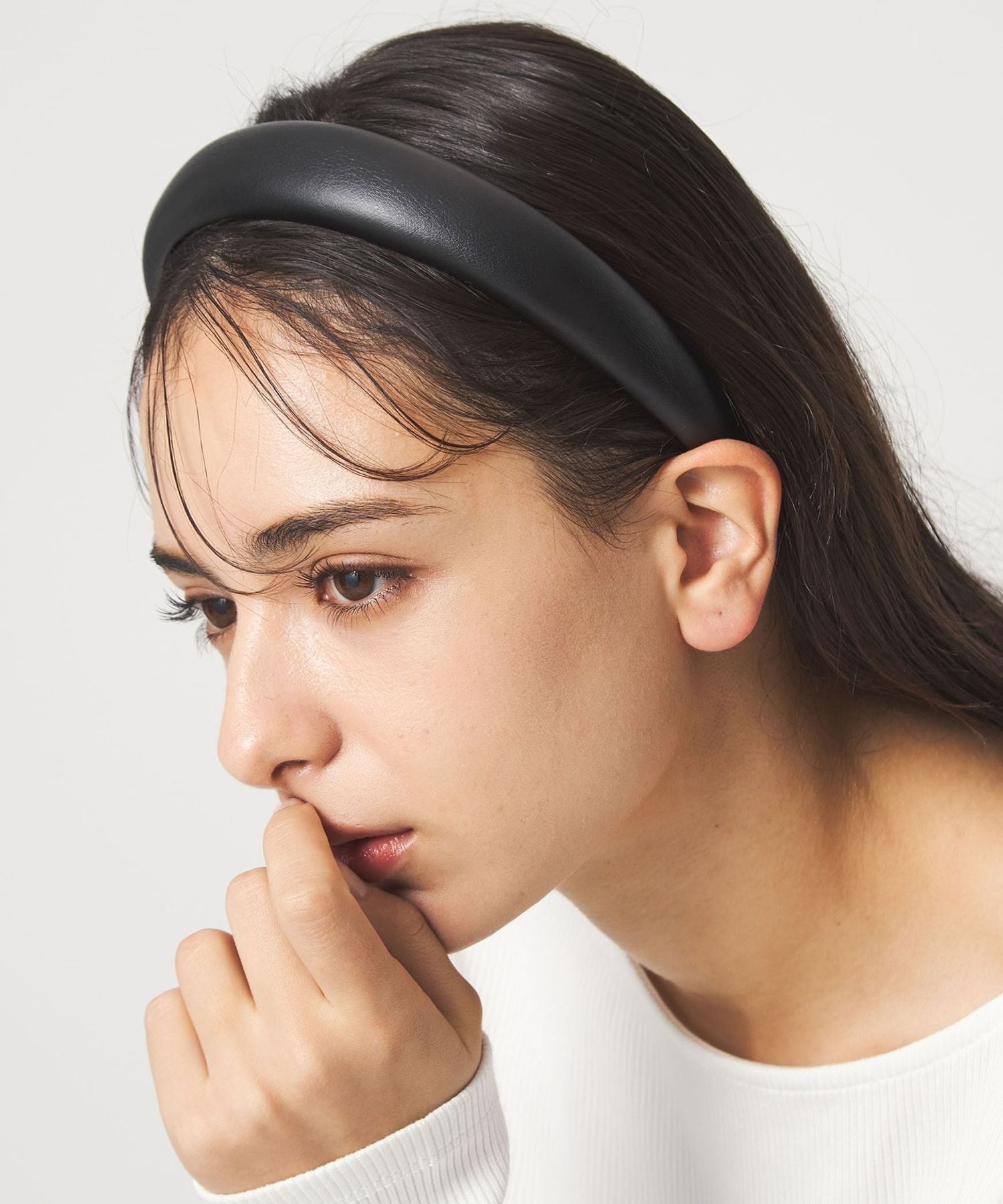 レザーライク カチューシャ