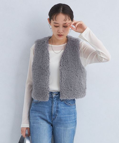 Maison de Dolce. ウォッシャブルファーベスト white（清潔感