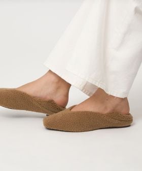 green label relaxing/スクエア 2WAY フラットシューズ（ベージュ）/フラットシューズ