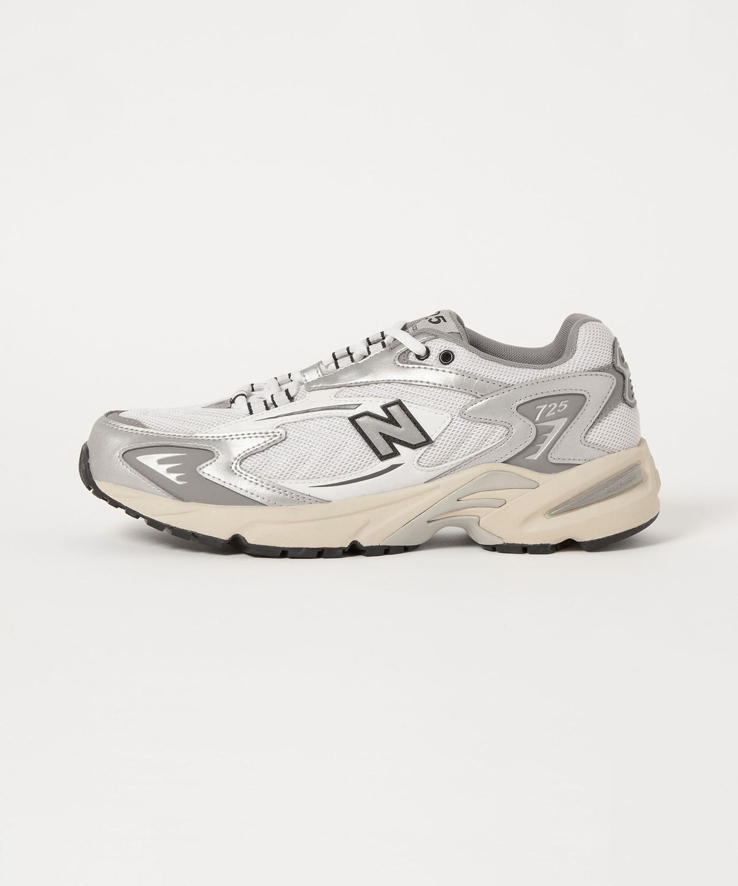 New Balance＞ML725 スニーカー