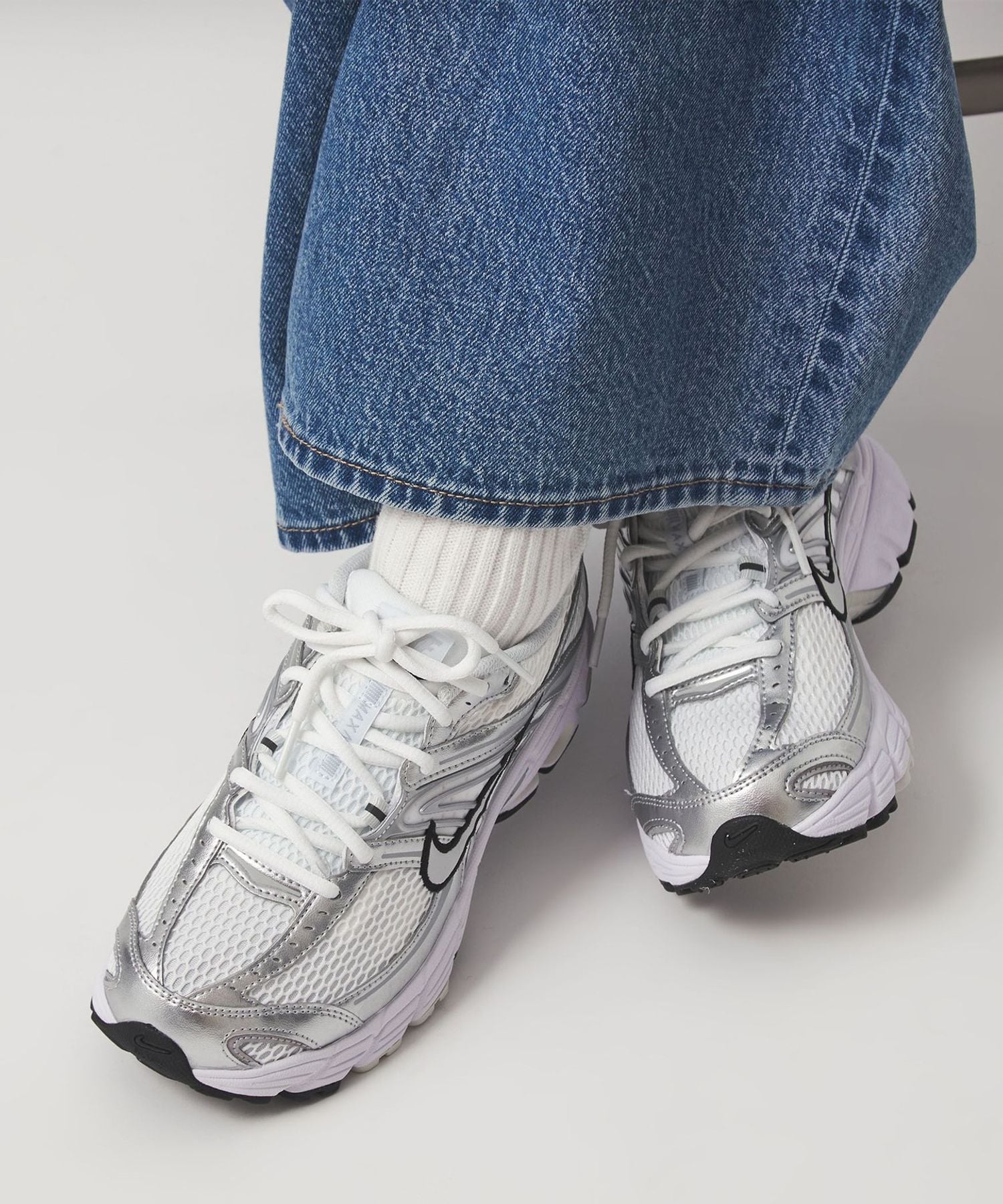 NIKE＞エア マックス モト 2K スニーカー