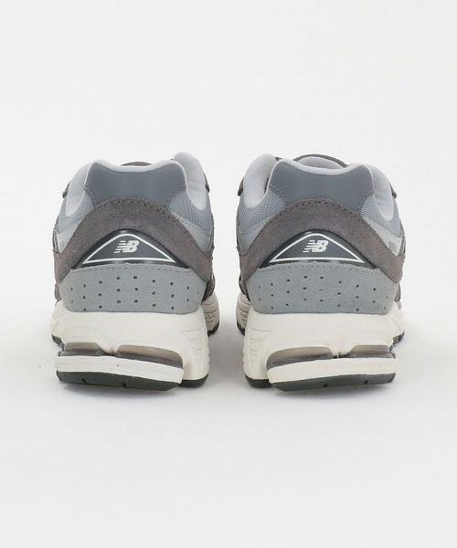 New Balance＞U2002R スニーカー / U2002RCB / U2002RBE