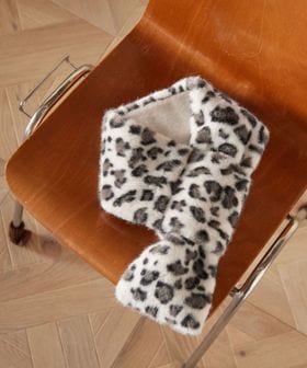 green label relaxing/フェイクファー リバーシブル マフラー/ストール / マフラー