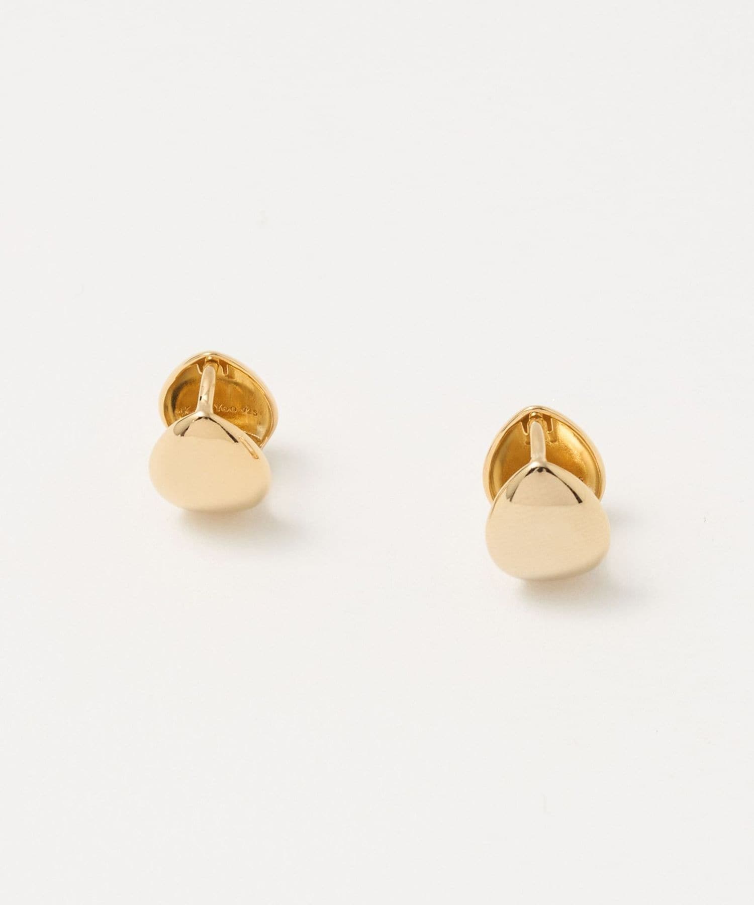 Kara Yoo＞AlmondHuggie ピアス