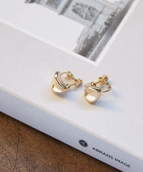 green label relaxing/【WEB限定】三角 メルティ プレート イヤリング/イヤリング