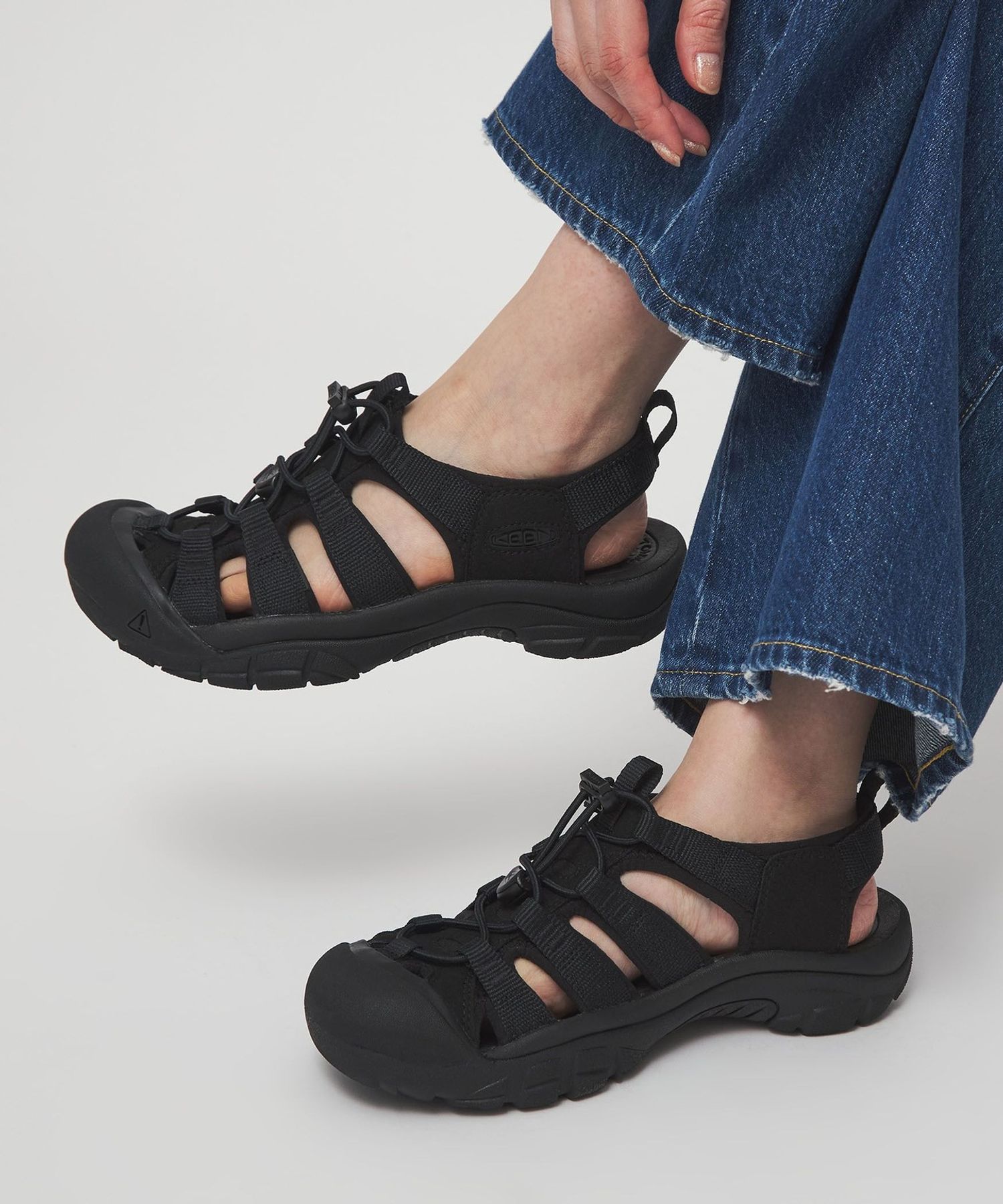 WEB限定】＜KEEN＞ニューポート エイチツー サンダル