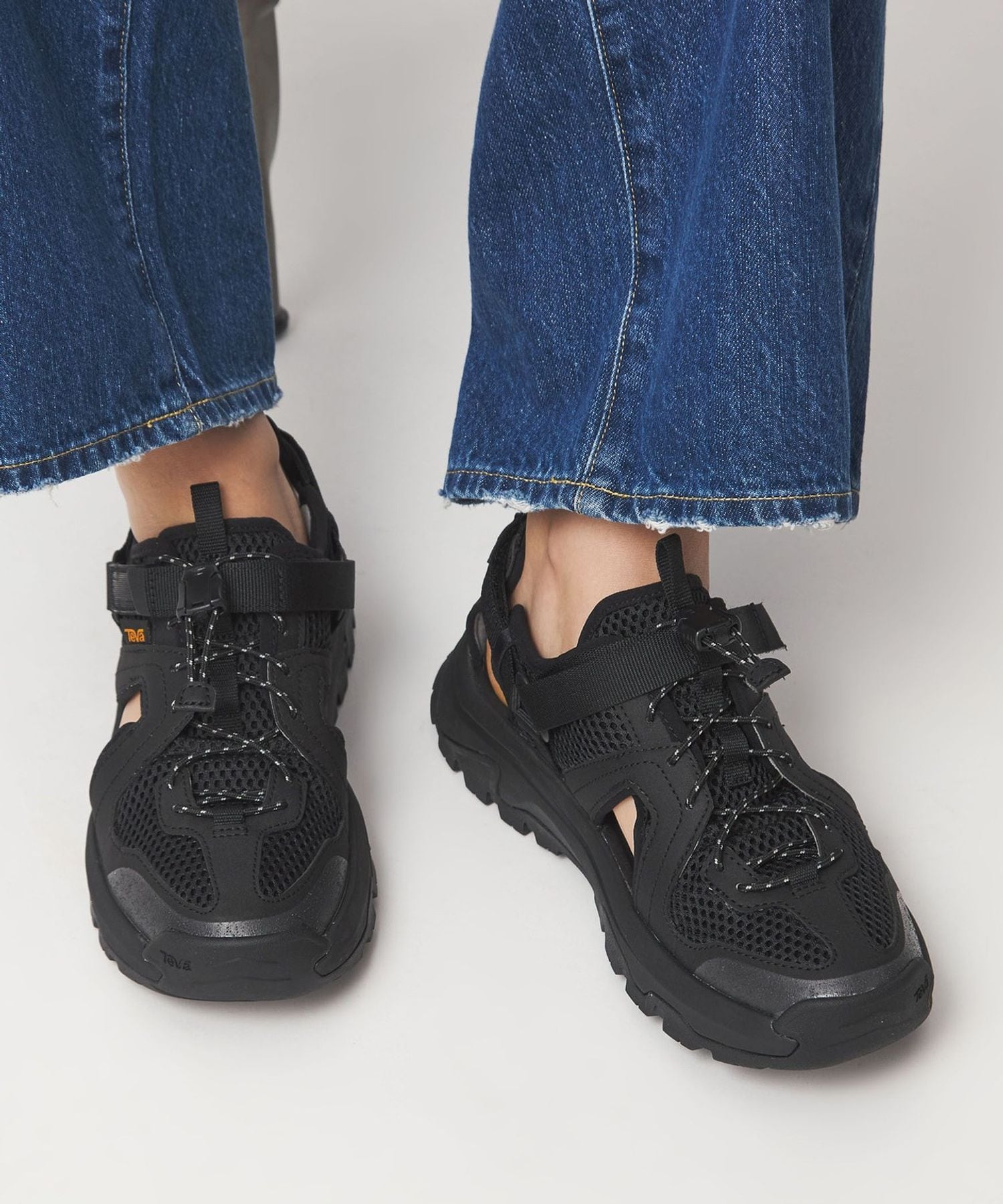 WEB限定】＜TEVA＞ハリケーン エックスエルティー3 CT サンダル