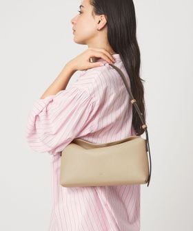 &MyuQ/＜&MyuQ＞フラップ バッグ/ショルダーバッグ