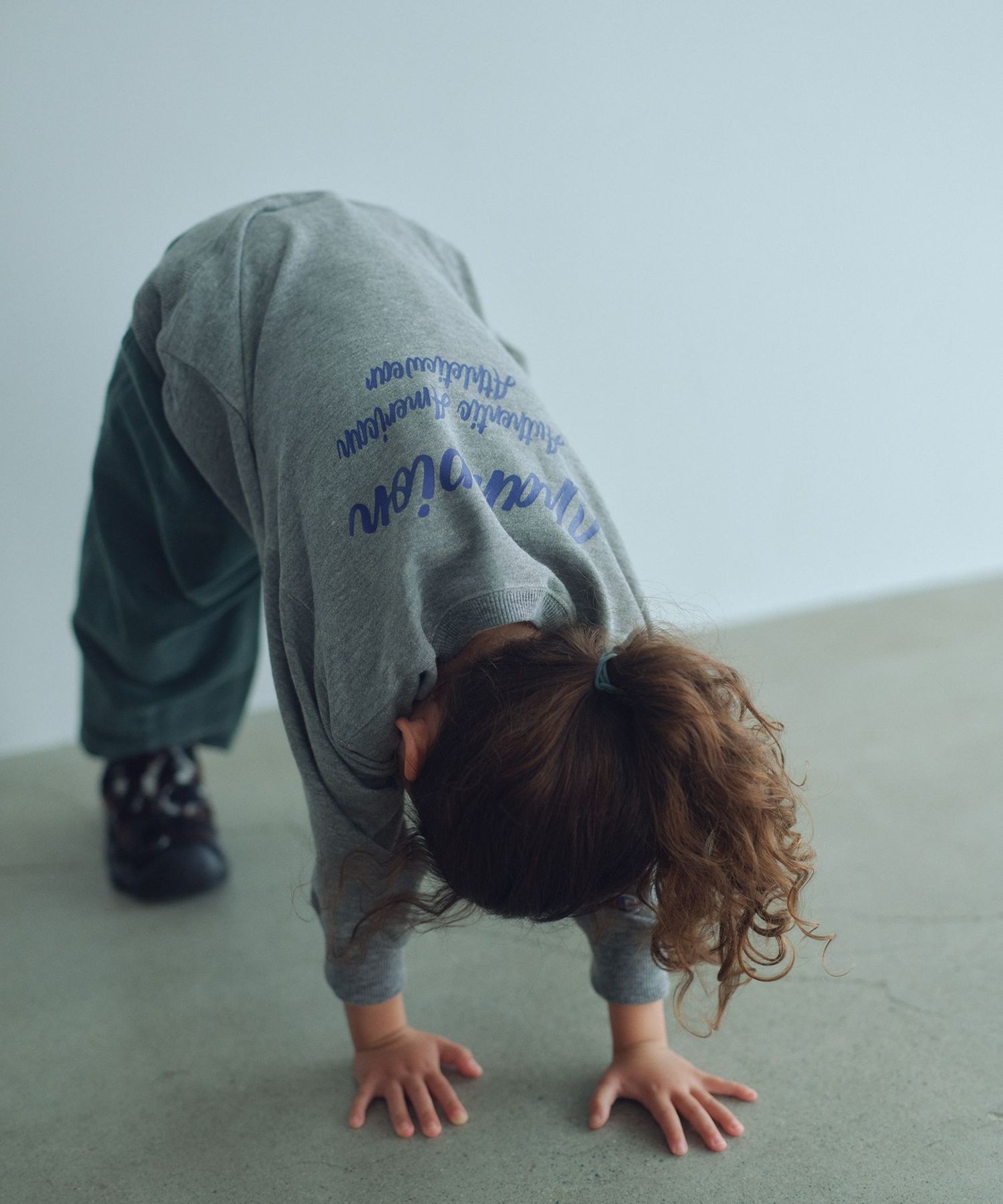 チルドレントレーナー Champion＞クルーネック スウェット / トレーナー / キッズ