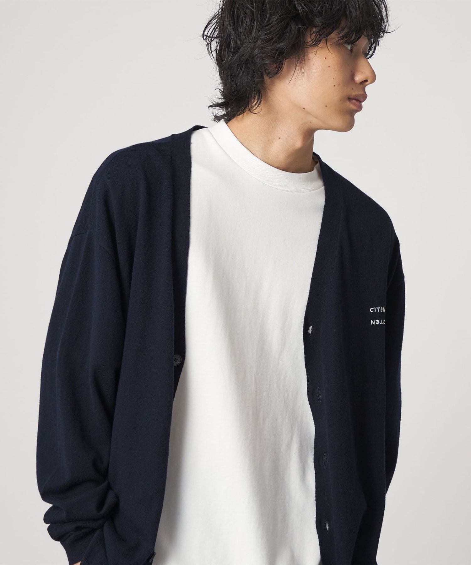 【新品、定価以下】NKNIT 22AW カーディガン　ブラック CELINE（セリーヌ） 22AW トリオンフ カシミア混 ニット カーディガン