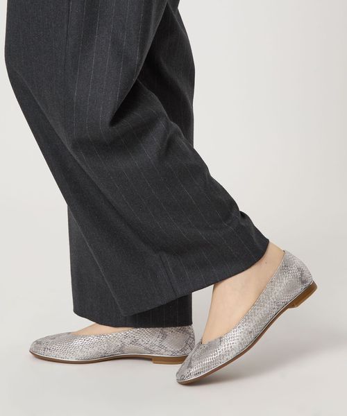極美品♡odette e odile ソフトセンターゴアフラット　Vカットレザー ODETTE E ODILE｜ソフトVカット フラット15↓↑ | Rakuten