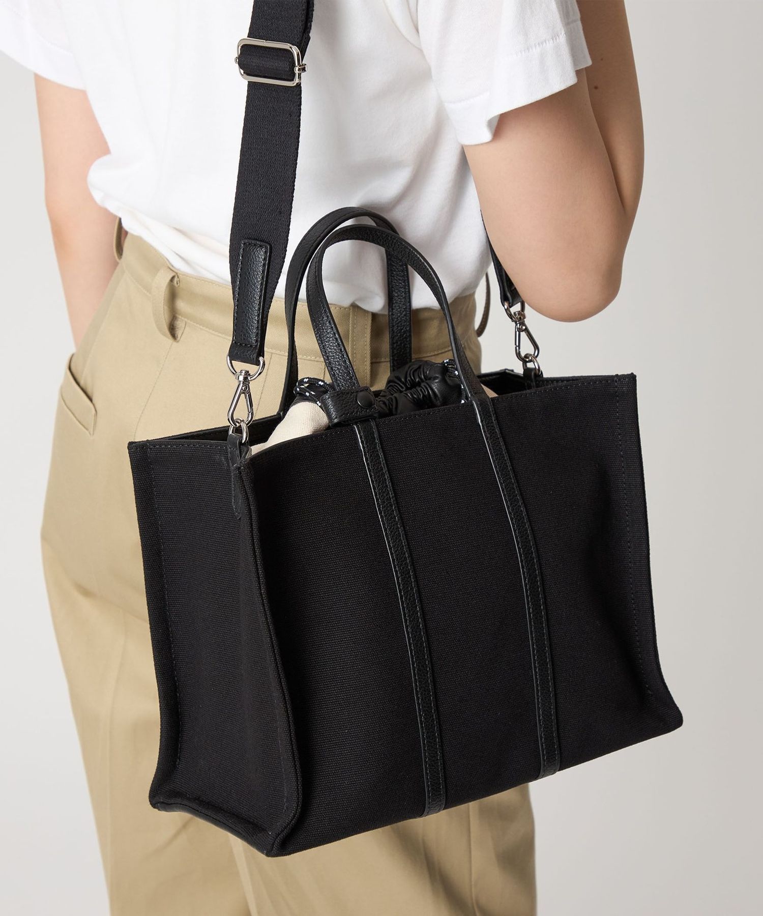★韓国人気★DeMAKER★New vase bag DeMAKER】ディメーカー new vase Bag キャンバス トート