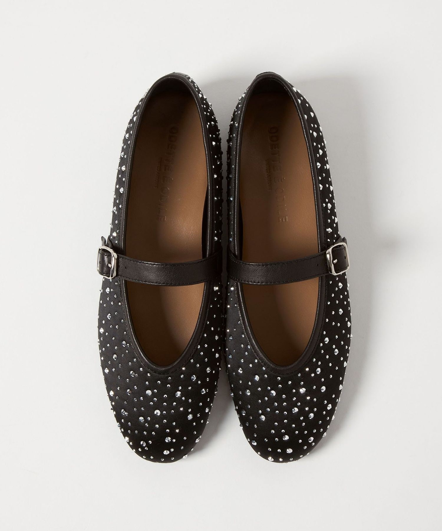 オデットエオディール　エナメルビジューパンプス オデットエオディール エナメルビジューパンプス