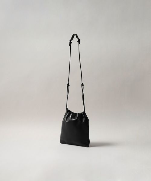 NOTHING WRITTEN＞ FATU SHOUDER BAG