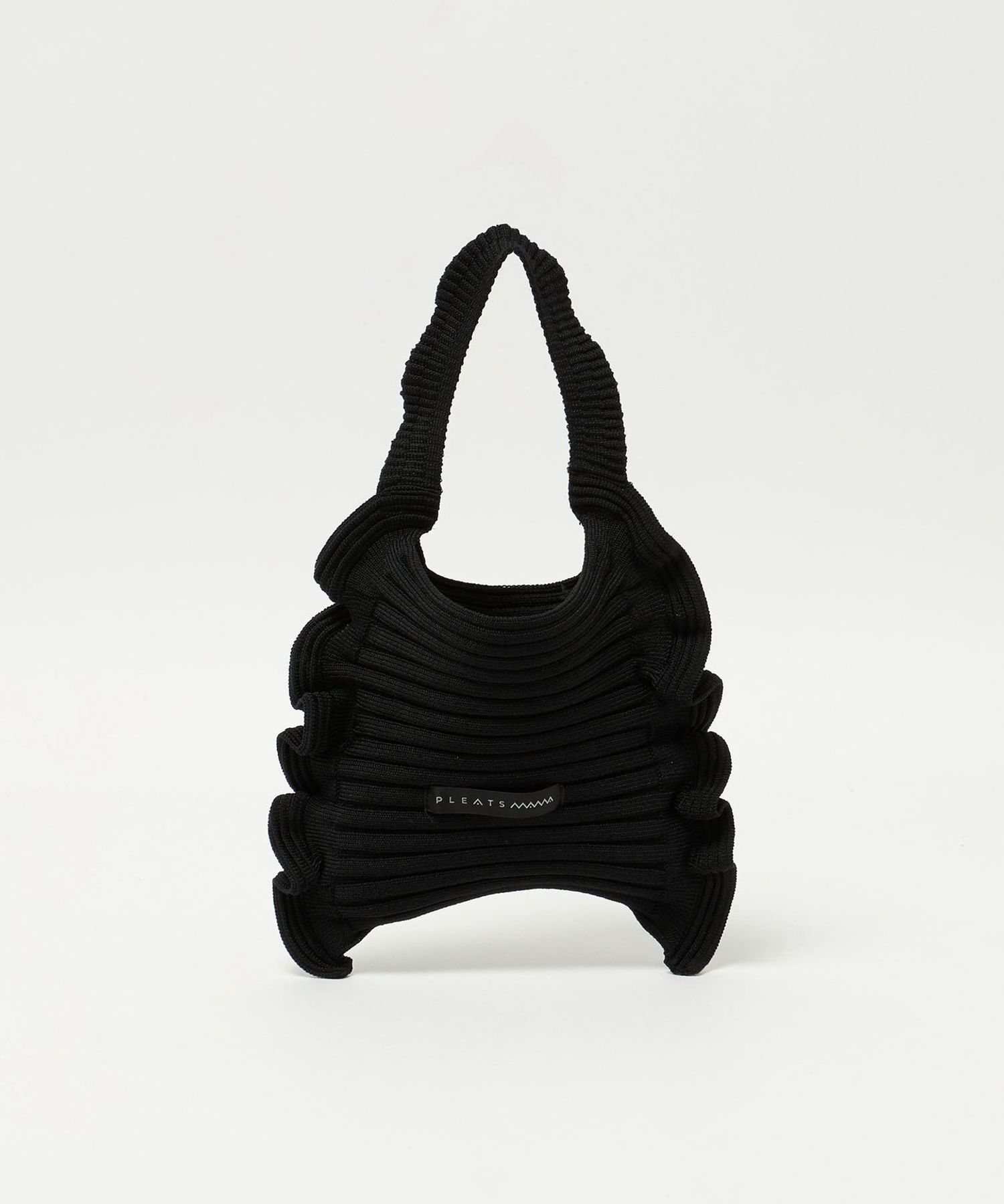 PLEATS MAMA 正規品関税込み NEW SACOCHE BAG BLACK PLEATS MAMA(プリーツママ)】NEW SACCOCHE BAG ニューサコッシュ
