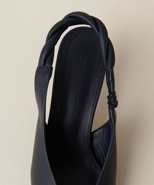［ODETTE E ODILE］レースアップバックベルトパンプス ODETTE E ODILE］レースアップバックベルトパンプス