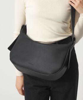 ADD CULUMN/＜ADD CULUMN＞ LOOP M/ショルダーバッグ