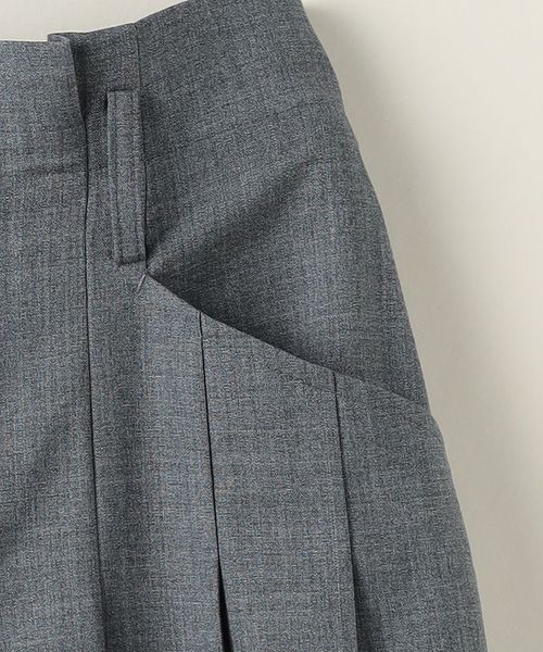 ASTRAET＞ タック トラペーズスカート