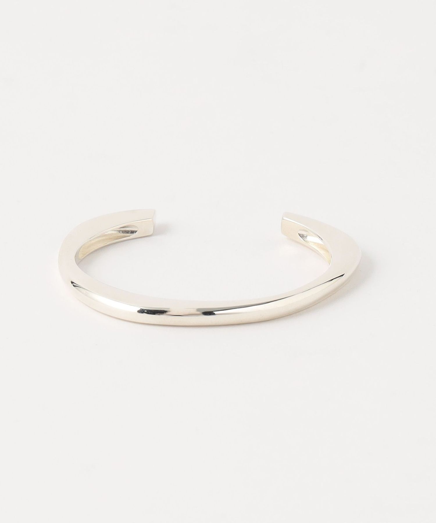 BYOKA ビョーカ/ゴールドバングル　22,000円　unitedarrows BYOKA（ビョーカ）/ GW2201 G.IVY BANGLE バングル - ゴールド