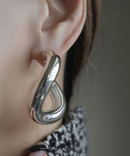 【美品】　im's ピアス in mood＞BIG CURB ピアス