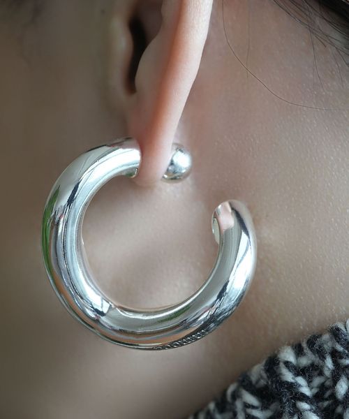 【美品】　im's ピアス in mood＞BIG CURB ピアス