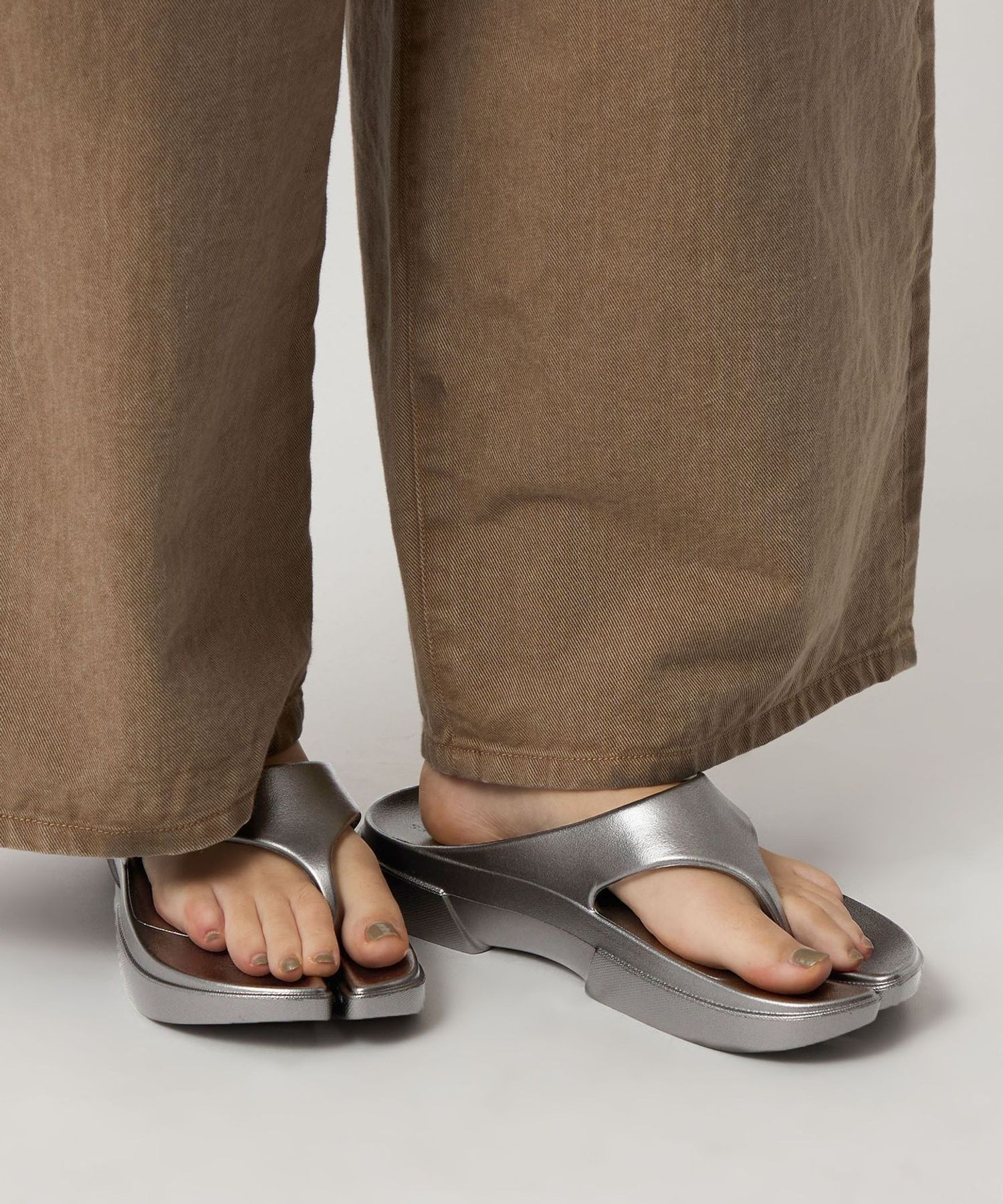 PAES＞FLIPFLOP COATING サンダル
