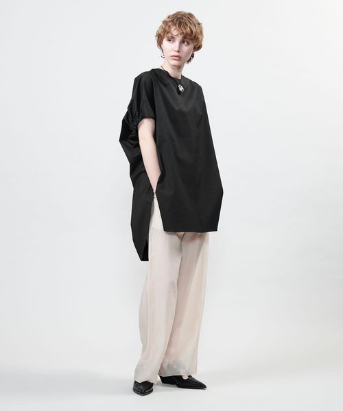 新品タグ付き⭐︎ASTRAET バックゴム クルーネック ドルマンブラウス　黒 ASTRAET（アストラット）の「＜ASTRAET＞バックゴム クルー