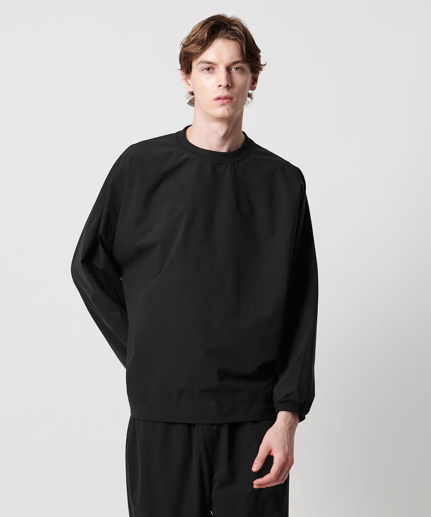 D.O UNITED ARROWS BY DAISUKE OBANA＞ TFT DLMN L/S CREW BLACK
