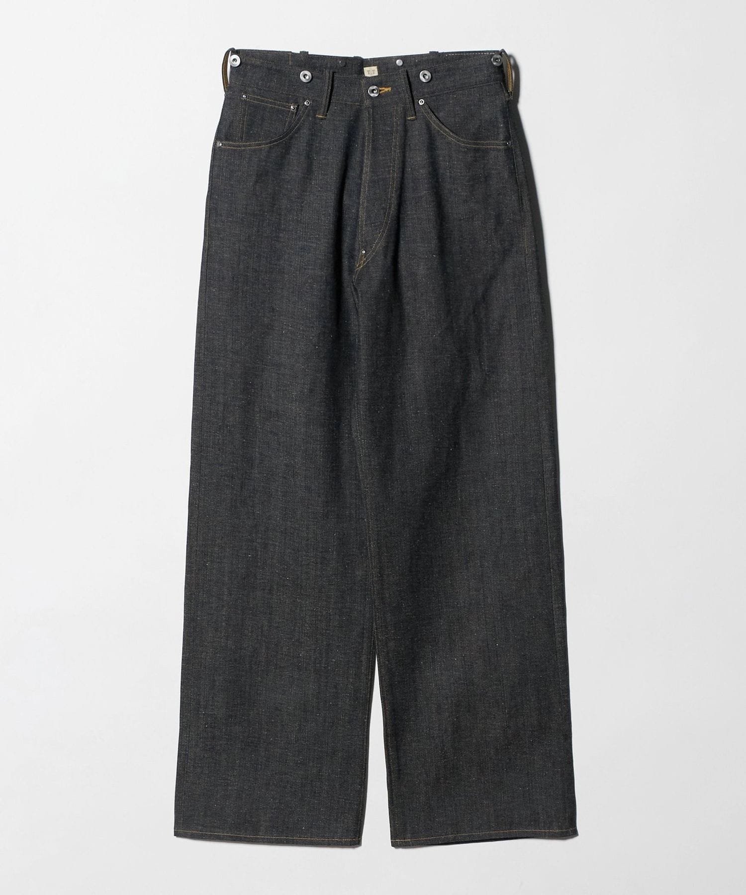 TAIGA TAKAHASHI デニムショーツ T.T T.Tの世界観。 - 1LDK NAKAMEGURO