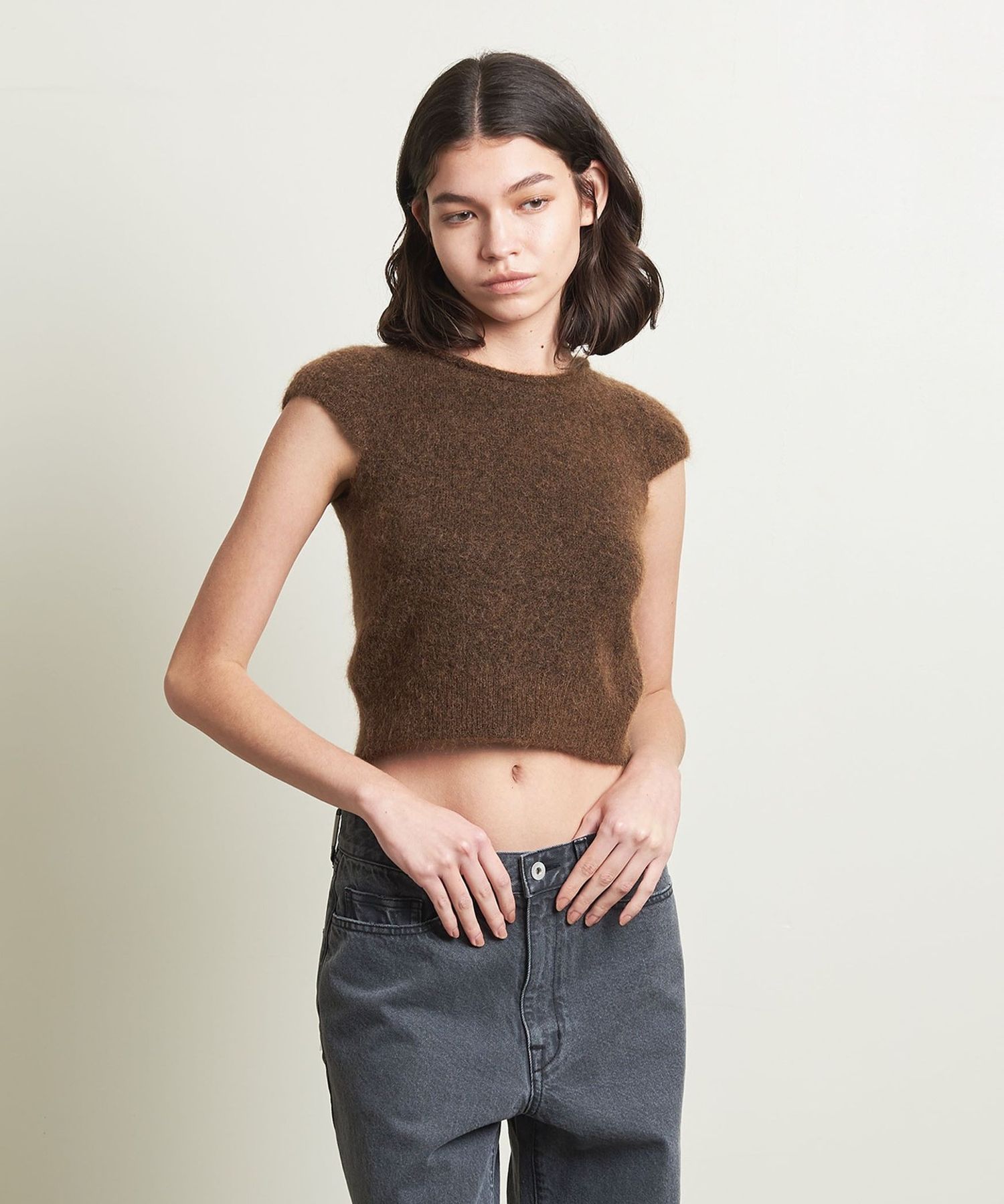 ATTISESSION ショートスリーブニット　カップスリーブ　グレー ATTISESSION（アティセッション）の「＜ATTISESSION＞ショート