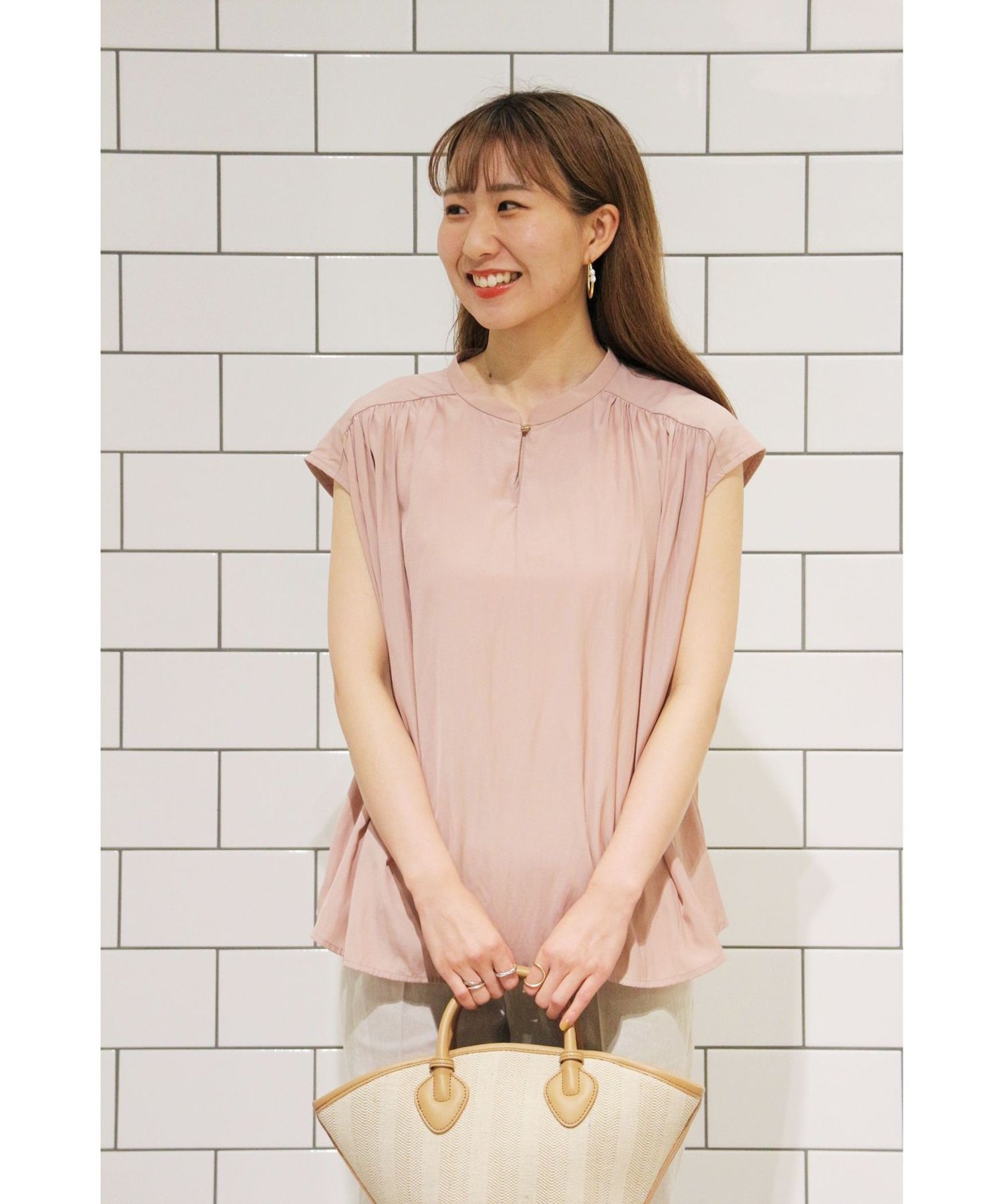 <A DAY IN THE LIFE>ギャザー フレンチスリーブ ブラウス <A DAY IN THE LIFE>ギャザー フレンチスリーブ ブラウス