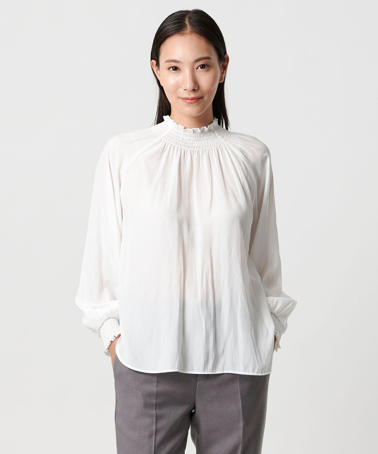 シャーリング ハイネックブラウス ＜A DAY IN THE LIFE＞